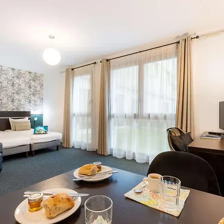 Lägenhetshotell Nemea Aeroport 3*