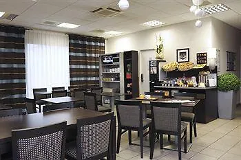 Apartmanhotel Nemea Aeroport 3*